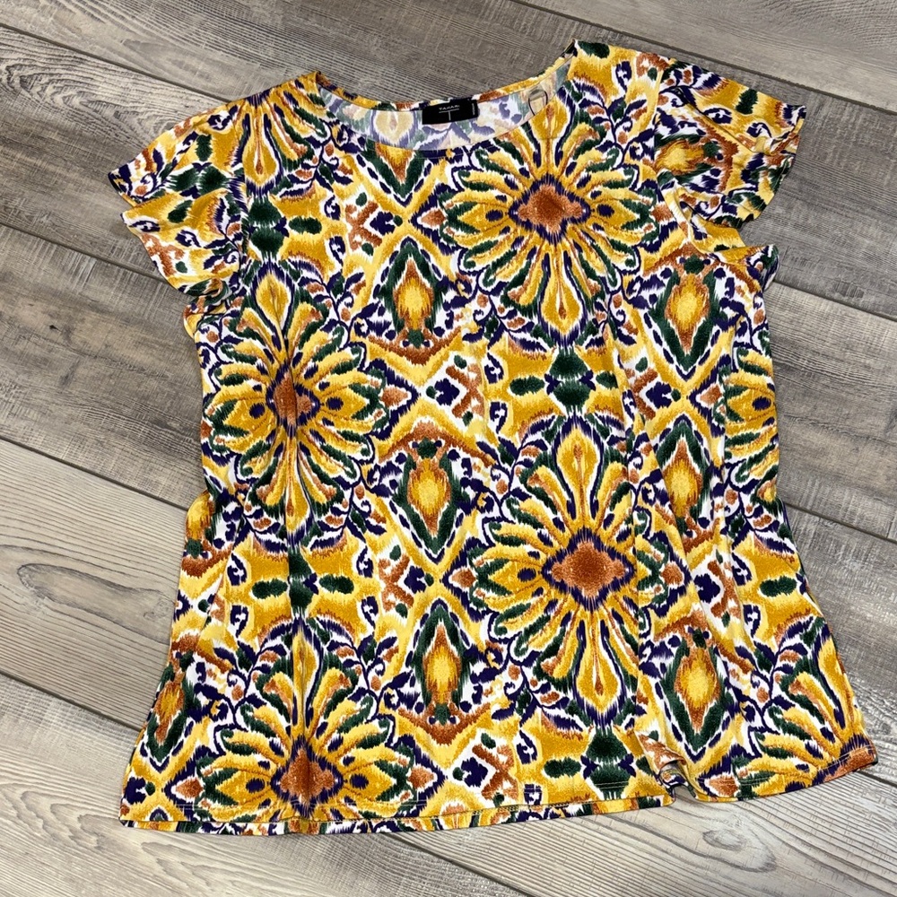 Tahari Woman Yellow Green Purple Abstact Top NWT 1X